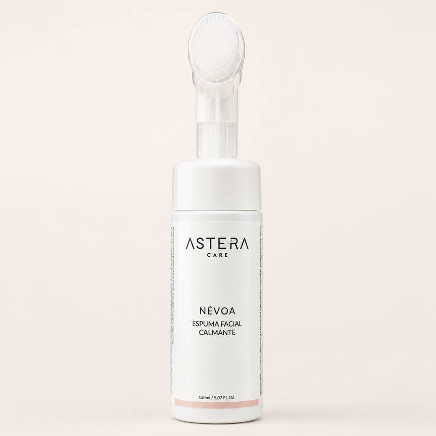 NÉVOA — Espuma Facial Calmante com Cerdas 150ml